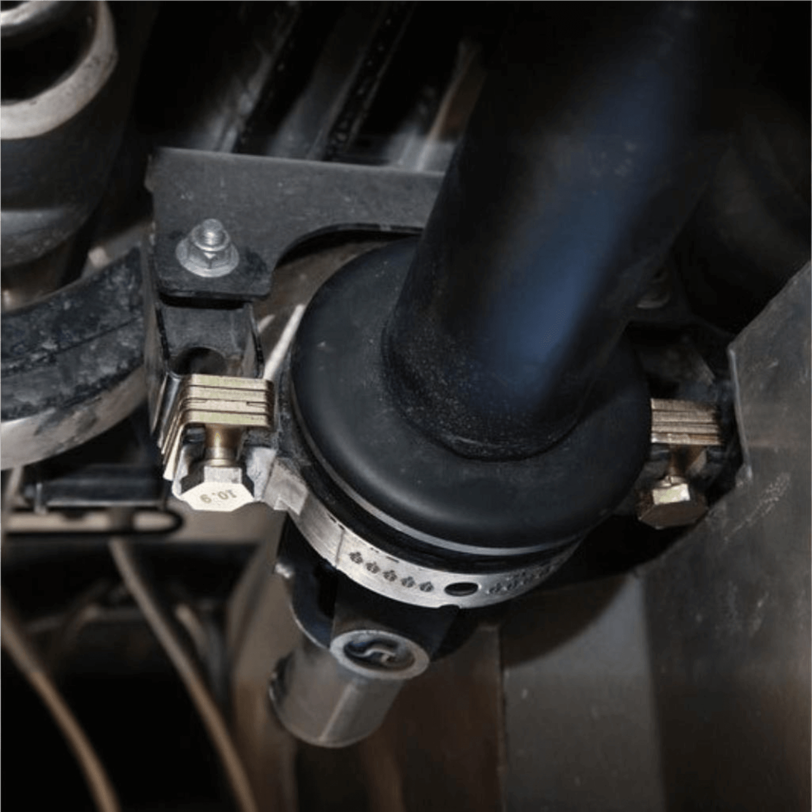 مجموعة فواصل محمل مركز FORD RANGER 2018-2022