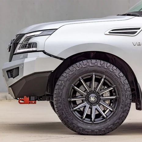 Raid Bull Bar - Includes Integrated Recovery Points - (Series 5 - 2020+) 6