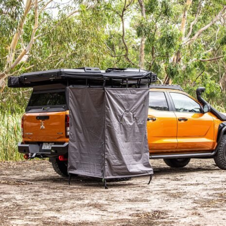 ensuite-2-2000-x-1600-black