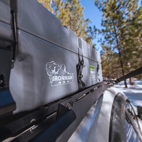 slim_roof_all_weather_rugged_case_65L_2__01356.1641410263