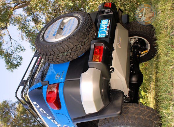 SONY DSC The Long Ranger 120L Auxiliary Fuel Tank Toyota LandCruiser FJ Cruiser