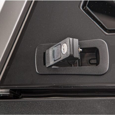RSI-Smartcap-EVOs-06-Keyed-Alike-Recessed-Latching-Mechanisms