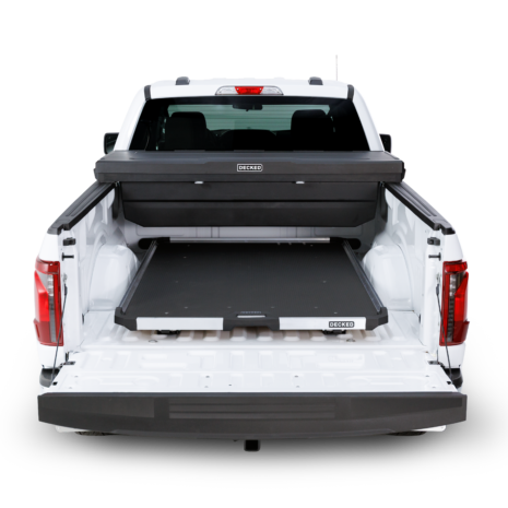TB_Black_In Truck_Full-Size_F-150_White_CG1500_Straight On_Closed TB_Black_In Truck_Full-Size_F-150_White_CG1500_Straight On_Closed