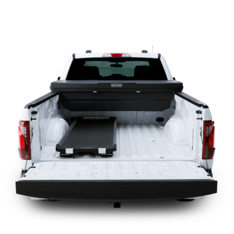 TB_Black_In Truck_Full-Size_F-150_White_CG600_Straight On_Closed TB_Black_In Truck_Full-Size_F-150_White_CG600_Straight On_Closed